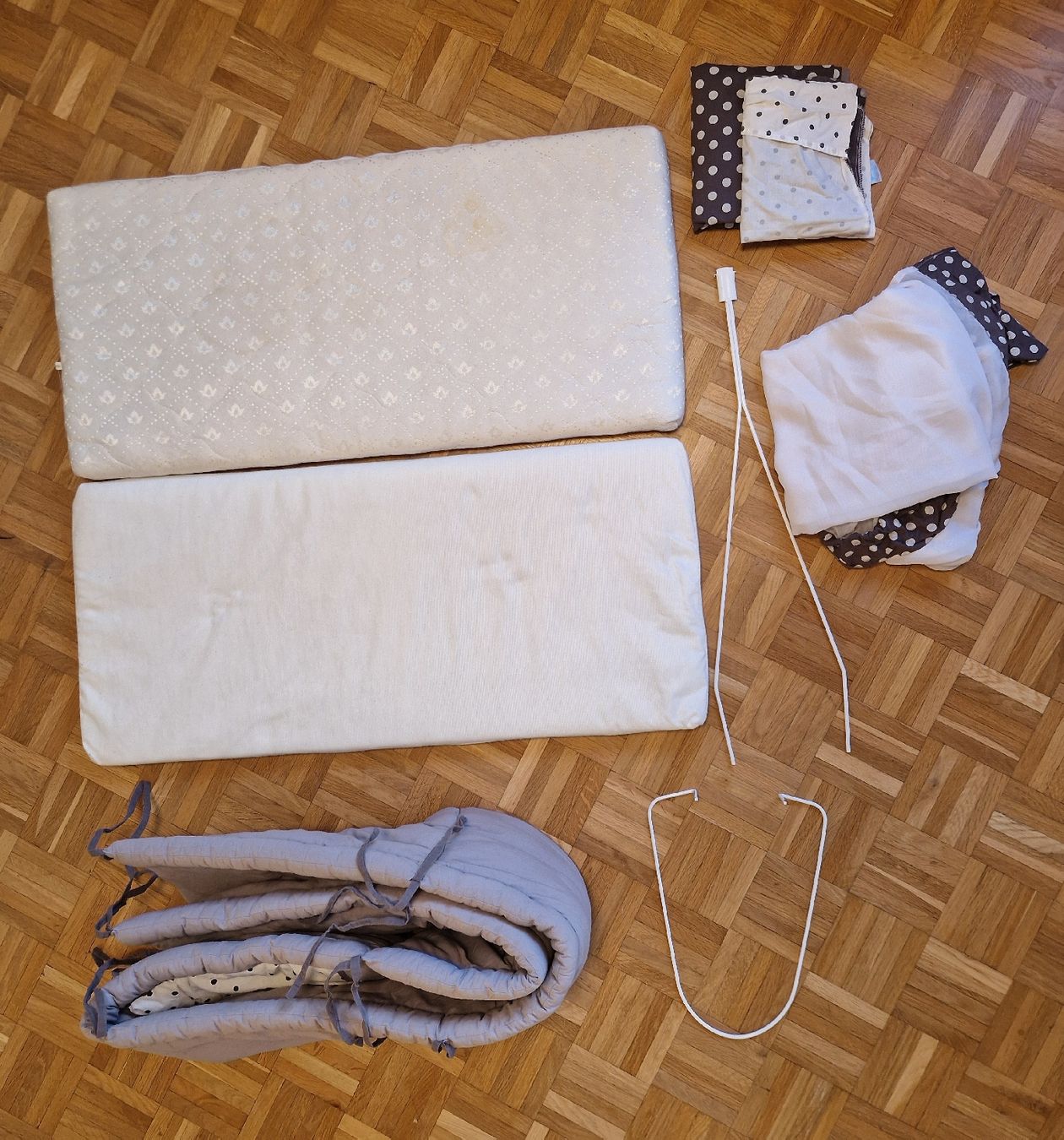 Berceaux: Babybett/Wiege – D'occasion à Plaffeien par sar_y7s8 2