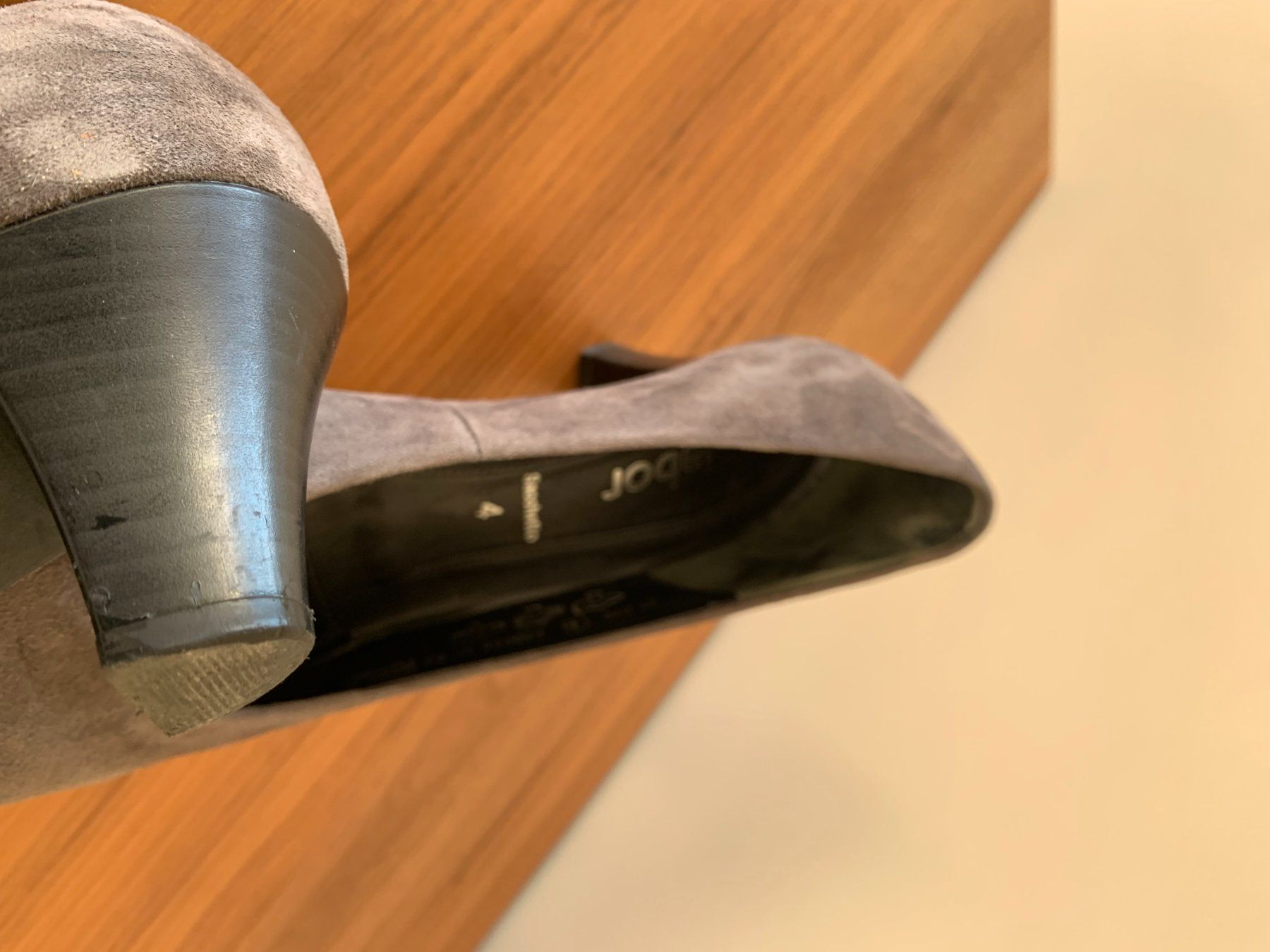 Scarpe da donna: Schuhe Grösse 37, Gabor, Leder – Usato da Laax GR venduto da wil_66wq 4