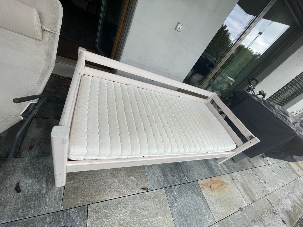 Flexa Bett mit Erhöhungen (Gebraucht) in Au ZH für CHF 56 – mit ...