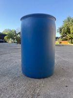 Blauer Kunststofffass 200L guter Zustand