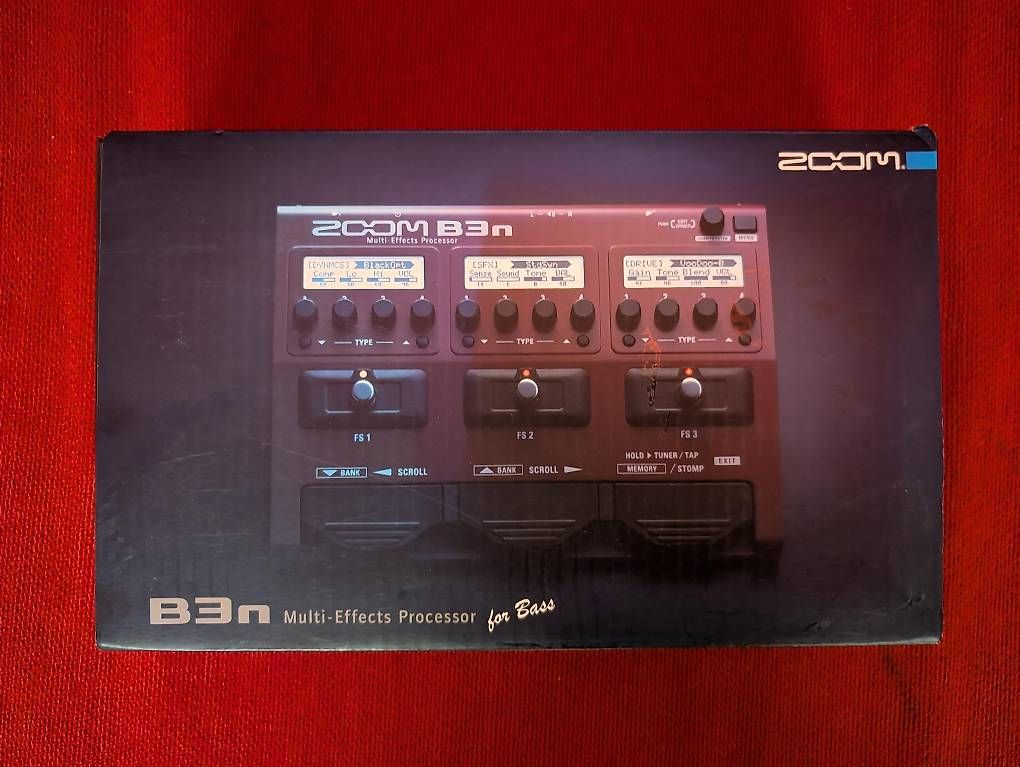 Musikinstrumente: Zoom B3n Bass Multi-Effects Processor  Neuwertig – Neu und originalverpackt aus Zürich von Dan_Suter