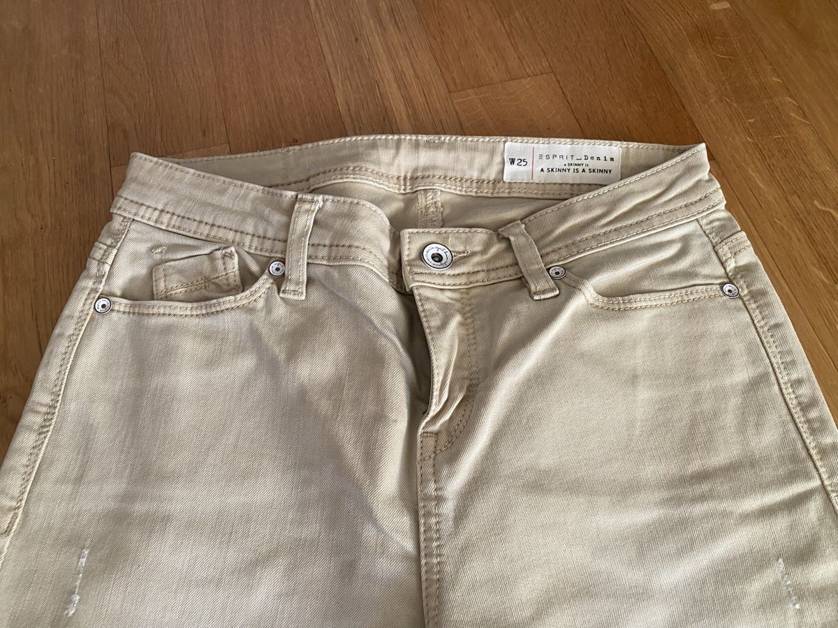 Esprit Pantaloni: Esprit_Denim Hose Grösse W25 Beige – Usato da Uetikon am See venduto da lexus2008 2