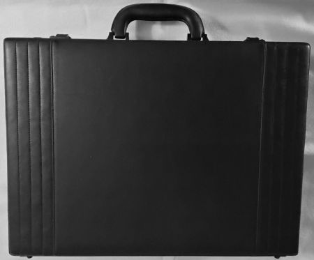 Aktenkoffer schwarz Lederimitat Kunstleder 44cm x 33cm x10cm