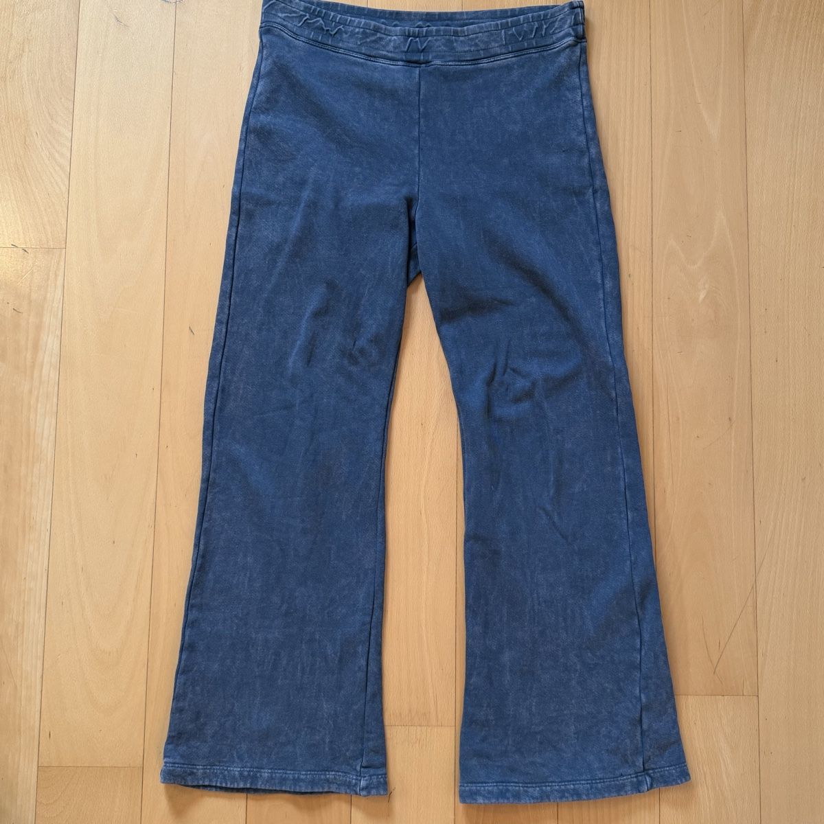 Pantaloni: Sundry Trainerhose / Sweatpants – Usato da Zürich venduto da lindamagdalena 1