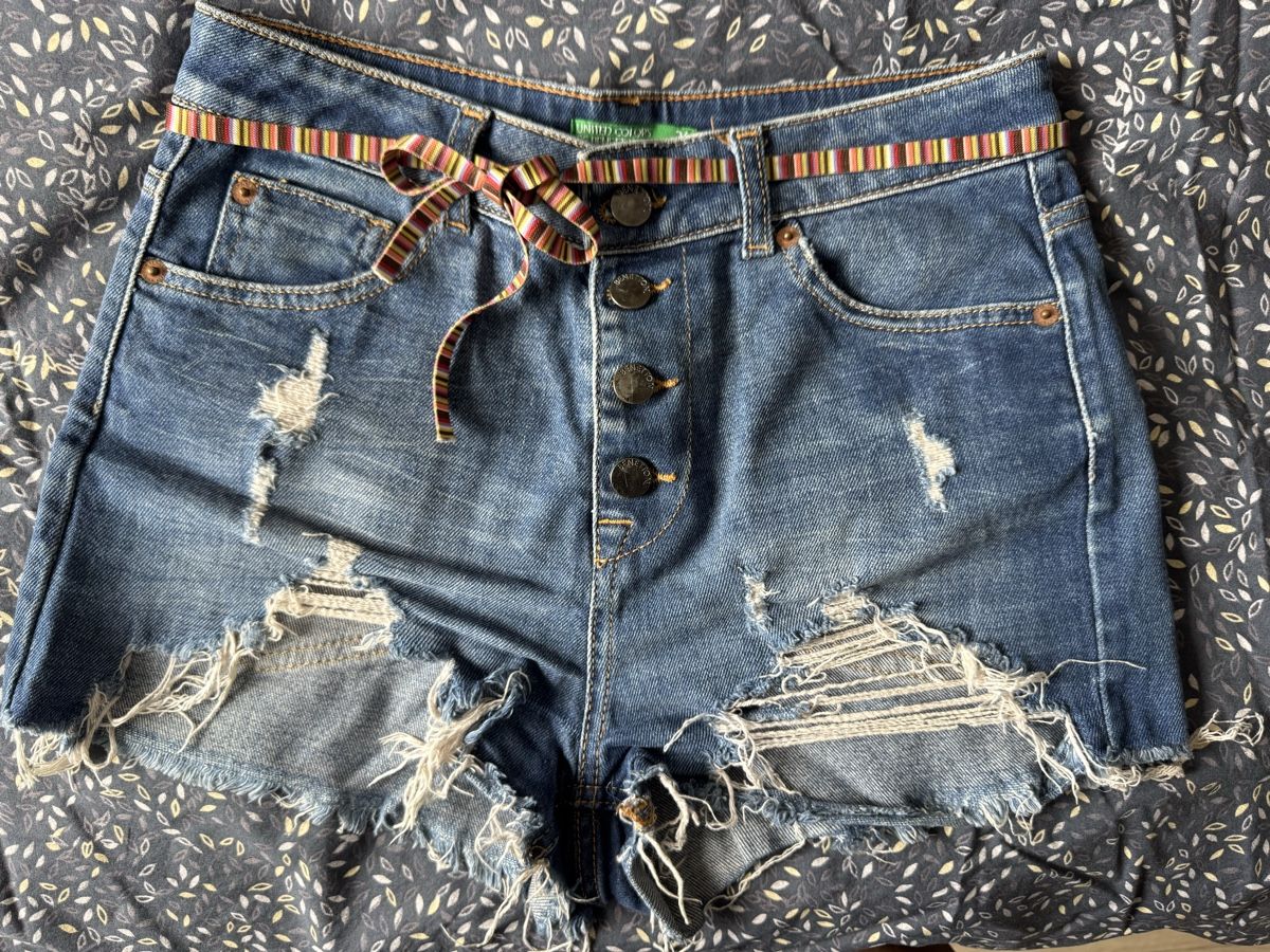 Benetton Jeans: Jeans shorts Benetton – Gebraucht aus Genève von chk_h2dy