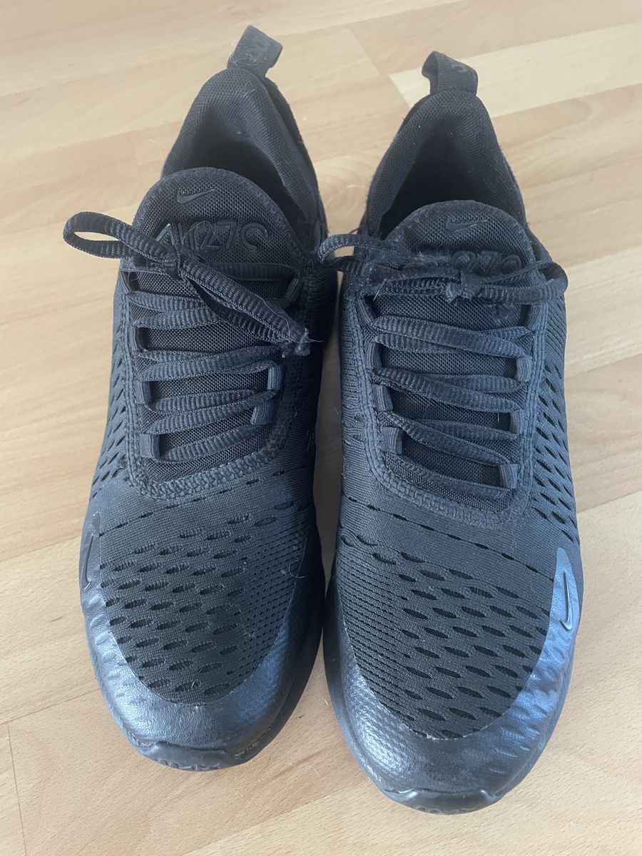 Nike Herrenschuhe: Nike air max 270 / 38 – Gebraucht aus Schliern b. Köniz von Giulae