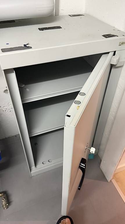 Coffre-fort: Armoire forte  – D'occasion à La Conversion par mbhelico