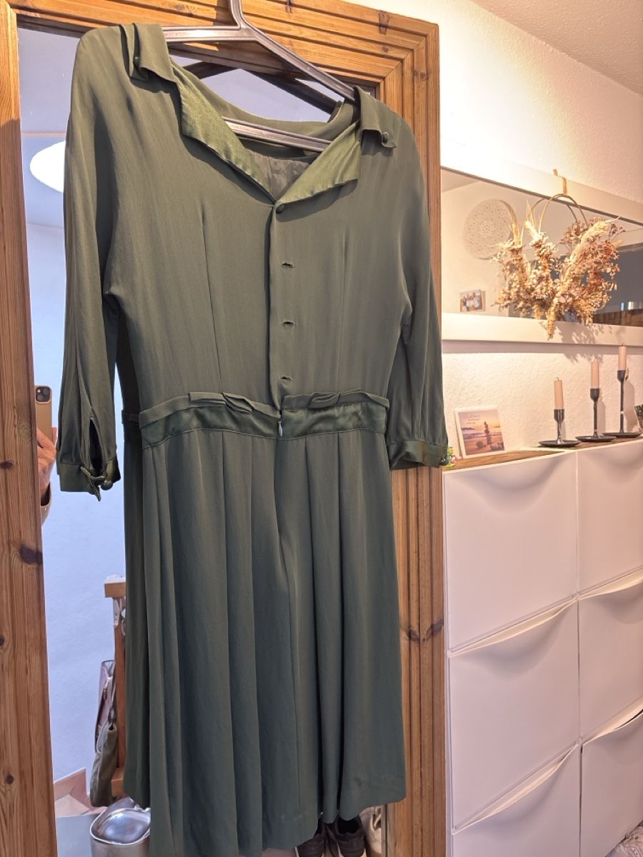 Vestiti: Seidenkleid – Usato da Sempach venduto da Regi3 2