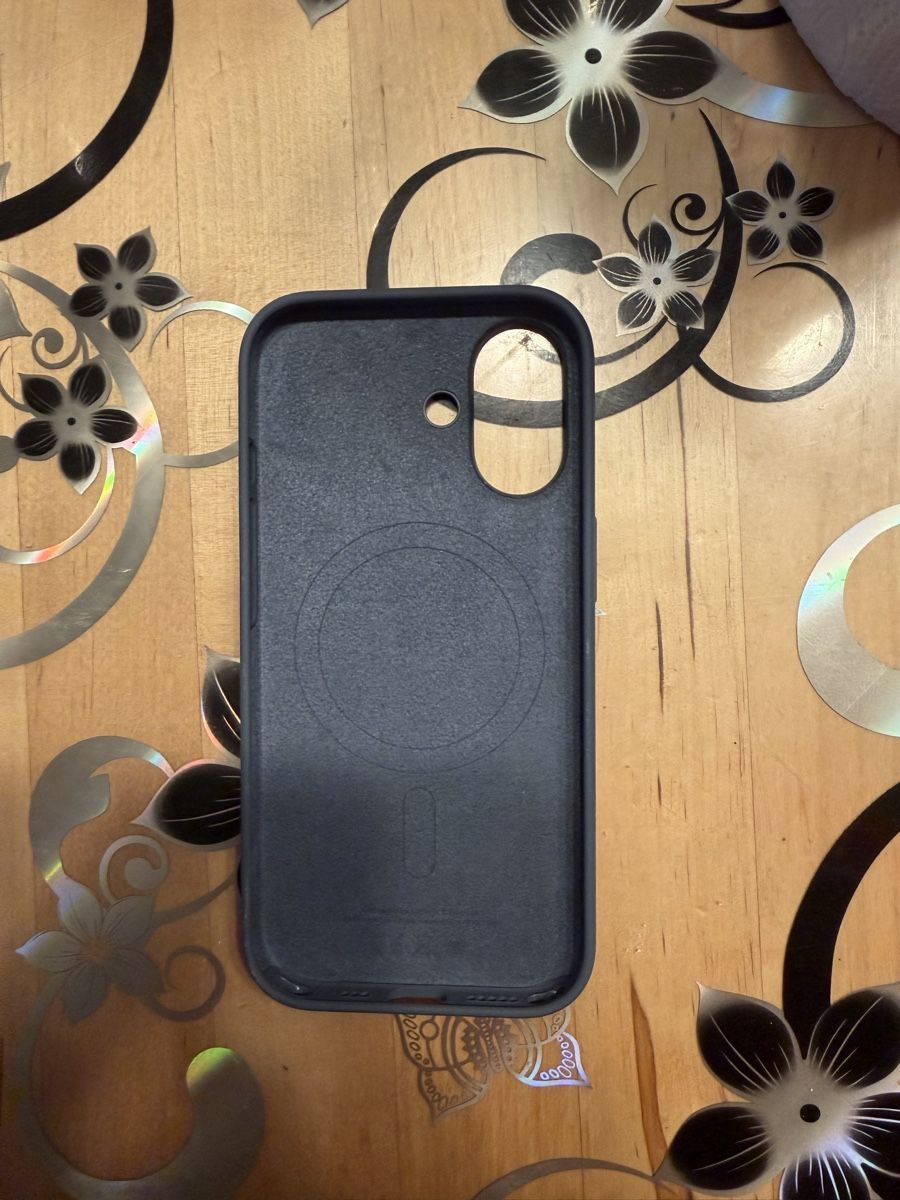 Apple Coques & Protection écran: iPhone 17 Handyhülle – Neuf (Voir description) à Uster par oranger_pulli 1