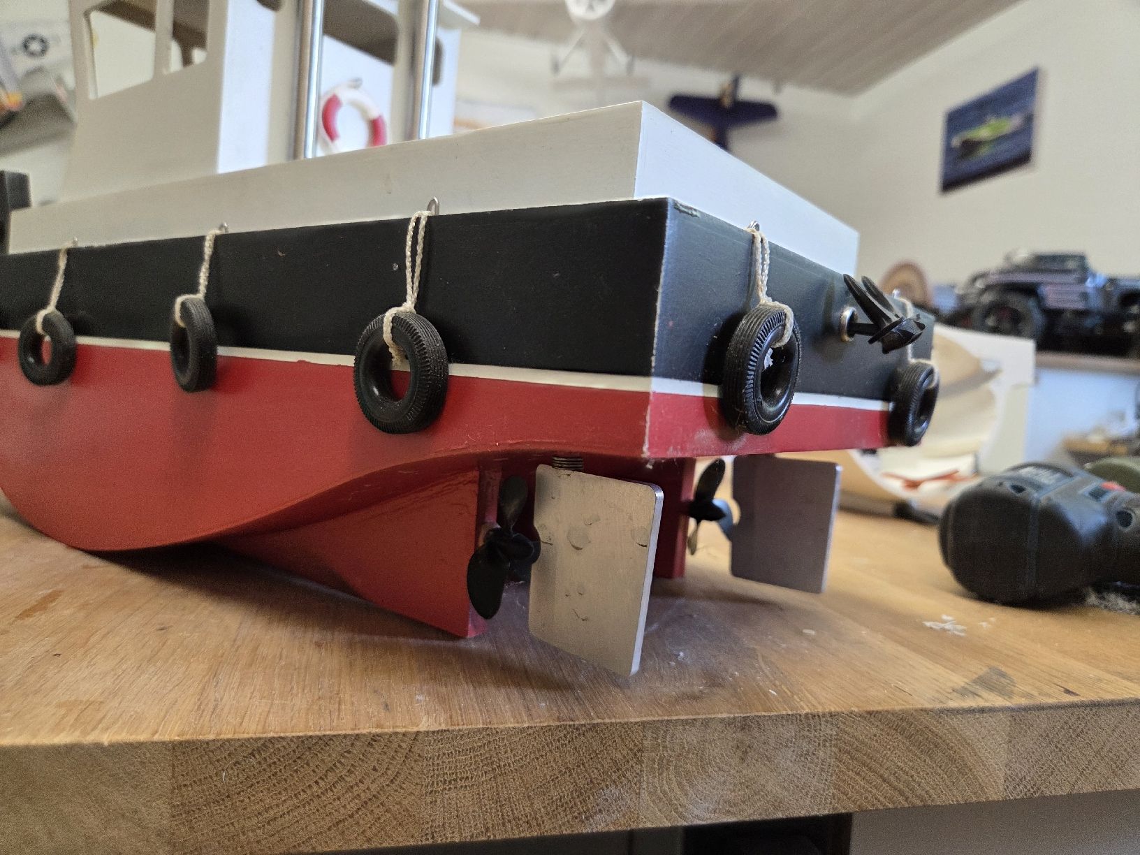 Modellismo RC: Twin Tugster Boot von Zippkits – Usato da Tenniken venduto da Mrsush 3