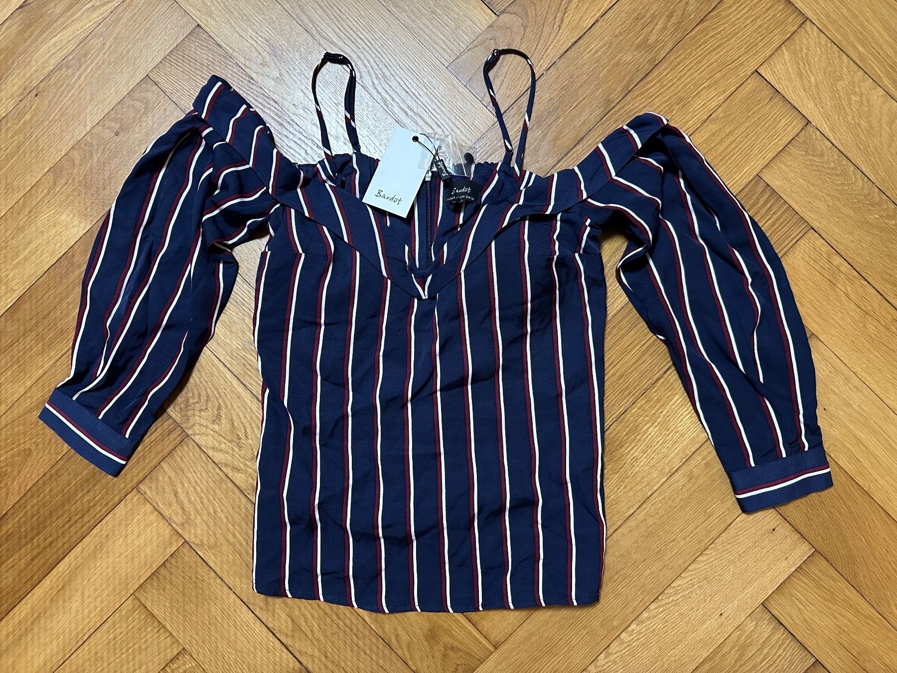 Top: NEU Bardot elegantes Top, schulterfrei – Nuovo e nell'imballaggio originale da Zürich venduto da ong8