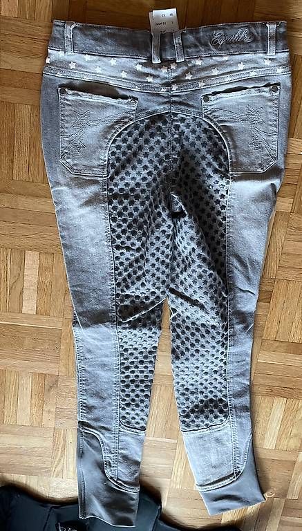 Hosen: Reithose ca 158-176 – Gebraucht aus Windisch von MaliHoli 1