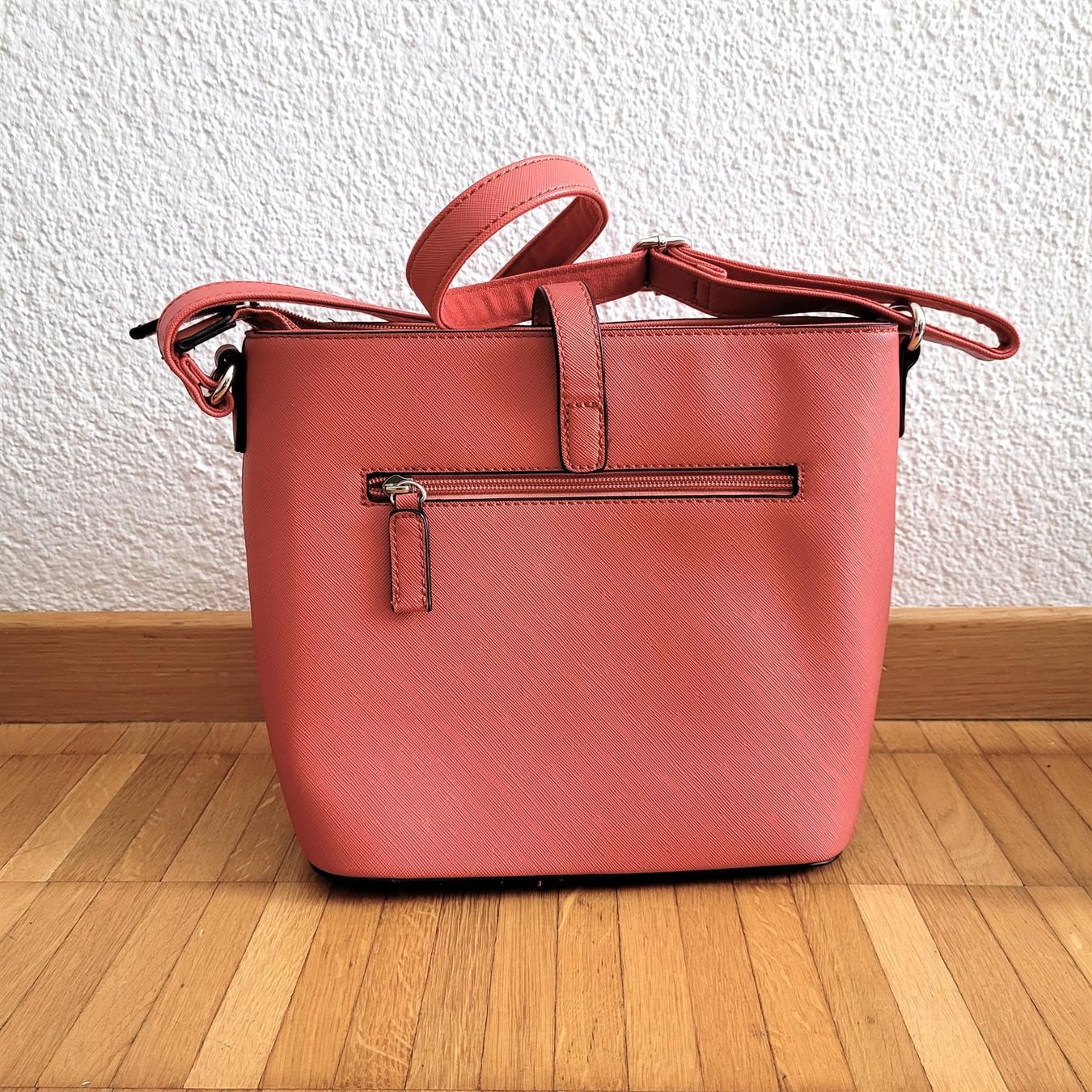 David Jones Borse da donna: David Jones Cross Body Handtasche – Nuovo (secondo la descrizione) da Untersiggenthal venduto da Eulea 1