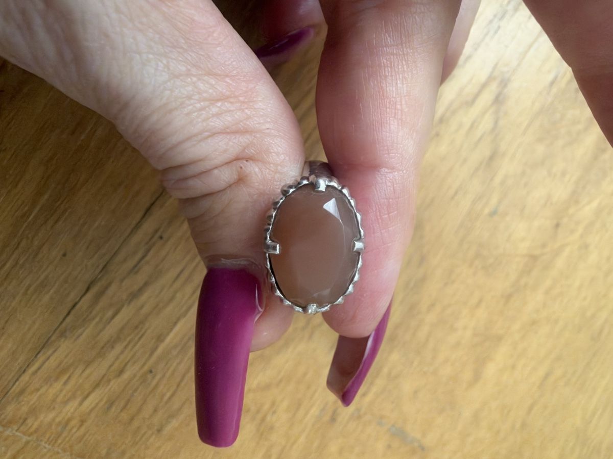 Pompidou Anelli: Ring Pompidou mit orangenem facettiertem Stein – Usato da Richterswil venduto da cob_f6jl 2