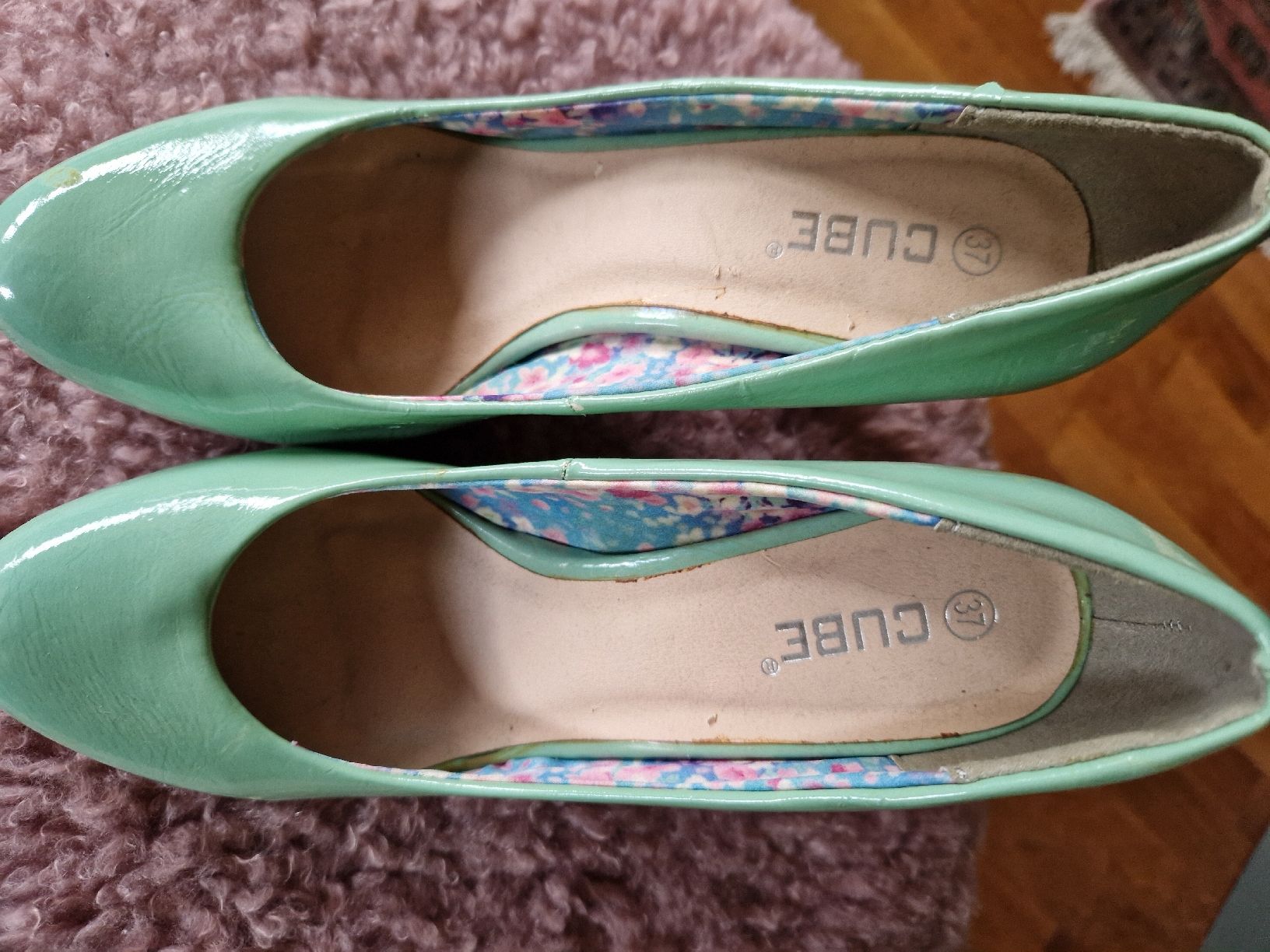Cube Damenschuhe: Pumps, Marke Cube, Gr. 37, Absatz in Korkoptik! – Gebraucht aus Bühler von Bluana 1