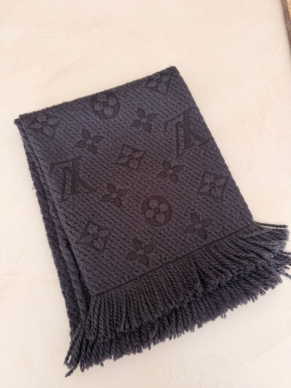Louis Vuitton Foulards & écharpes: Louis Vuitton Schal – D'occasion à Chambésy par rob_gl27