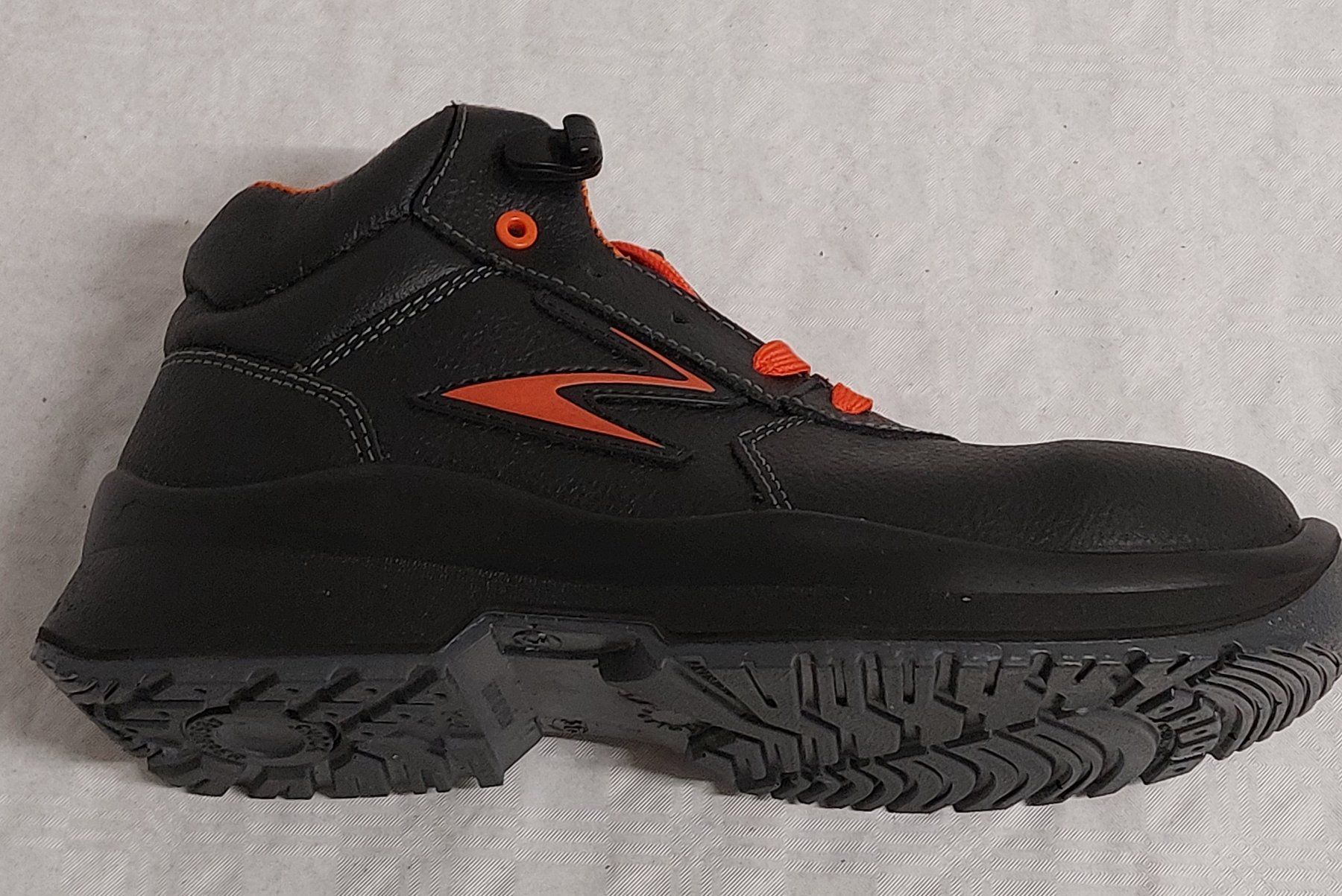 Scarpe da uomo: Arbeitsschuhe ungetragen Gr.: 45 – Nuovo e nell'imballaggio originale da Niederuzwil venduto da MP-plasch 5