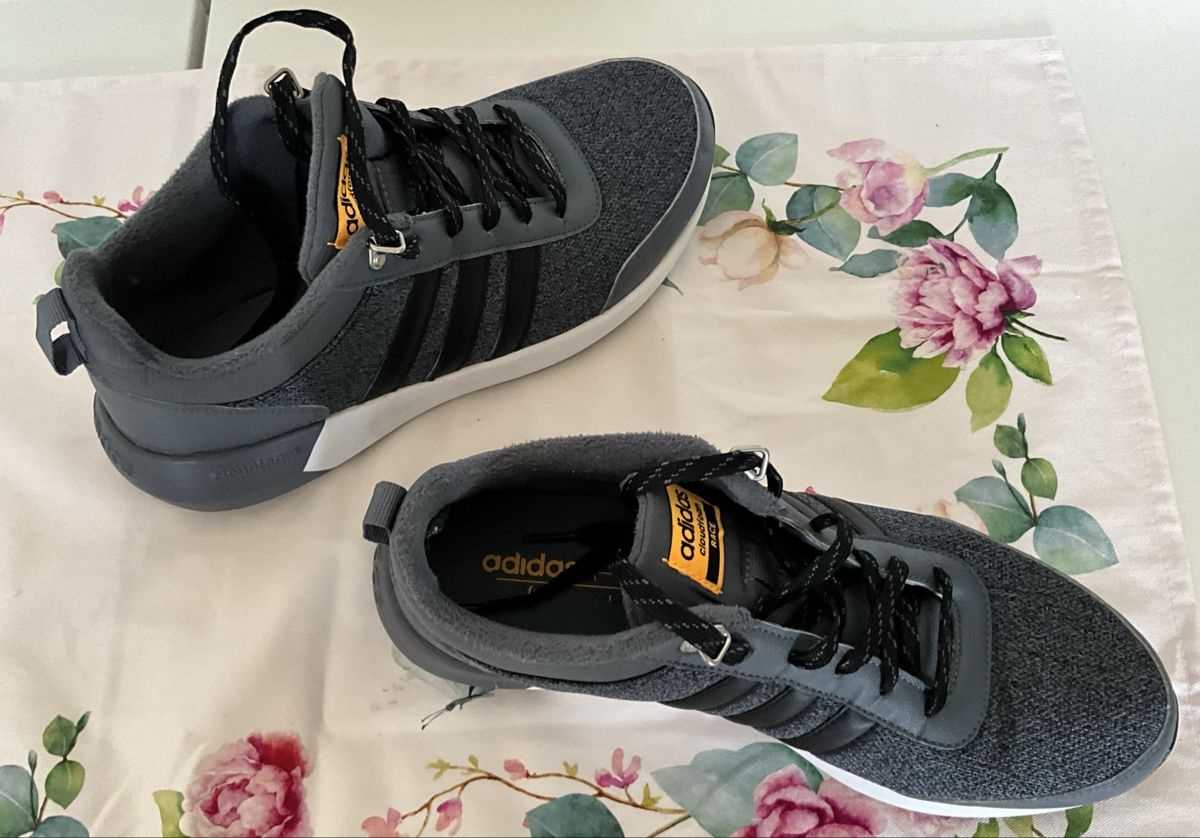 Scarpe da uomo: Adidas Cloudfoam Race Schuhe, Grau, Grösse 42.2/3 – Nuovo (secondo la descrizione) da Zürich venduto da thovala 5