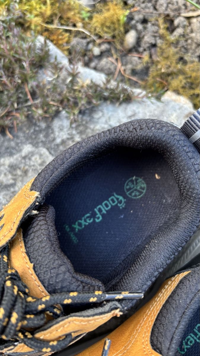 Scarpe da uomo: Wanderschuh – Usato da Balsthal venduto da wasserente 2