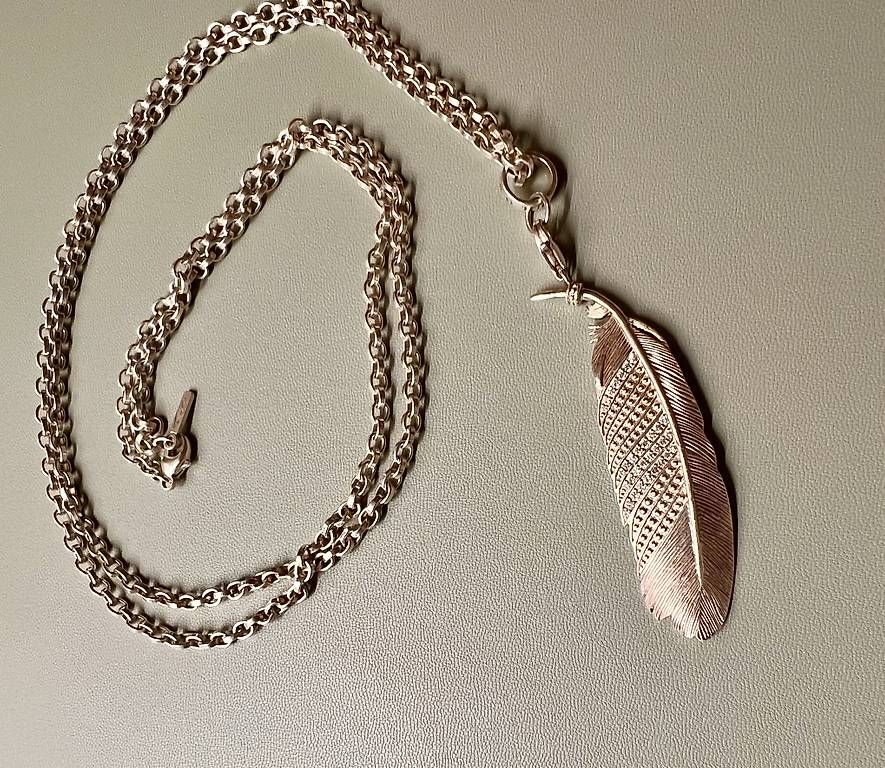 Thomas Sabo Catenine: Thomas Sabo Halskette mit Federanhänger – Usato da St. Niklausen LU venduto da Mimmi86 1