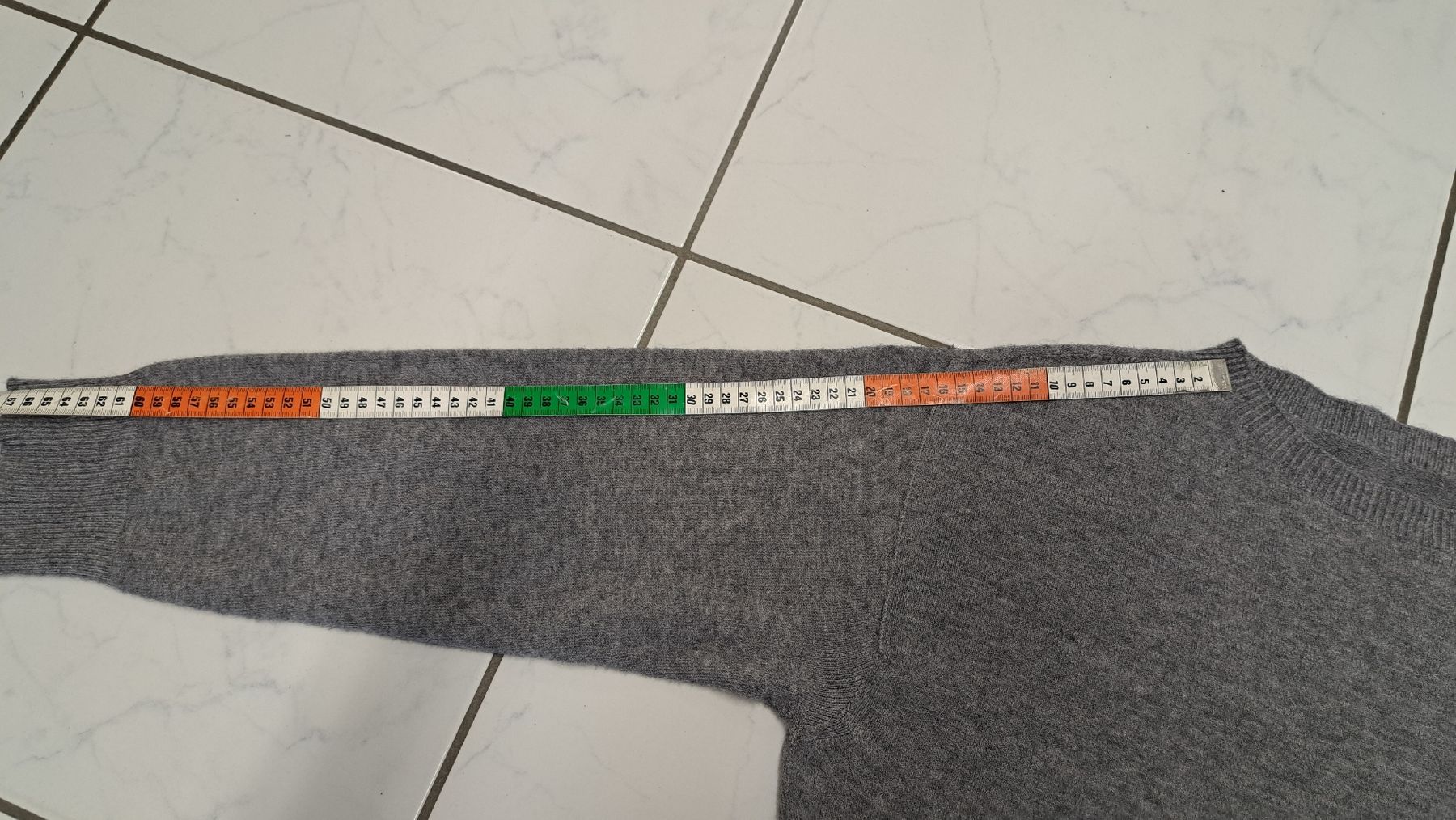 Pullover & Sweatshirts: Pullover kurz grau Viscose gemischt Gr M – Neu (gemäss Beschreibung) aus Zofingen von Gabe0815 4