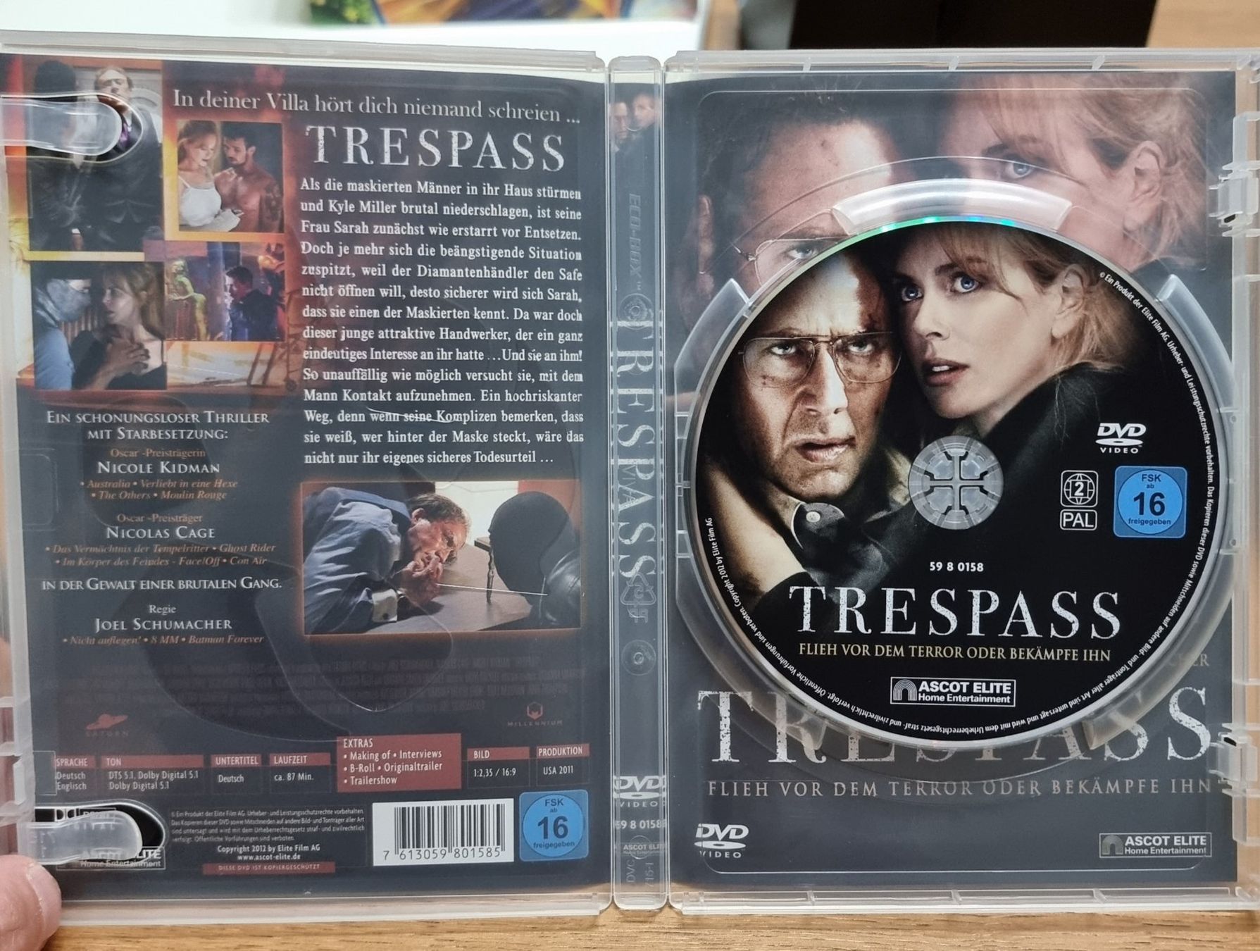 Tutti i DVDs: Trespass DVD neuwertig – Nuovo (secondo la descrizione) da Roggwil BE venduto da S_Cards 2