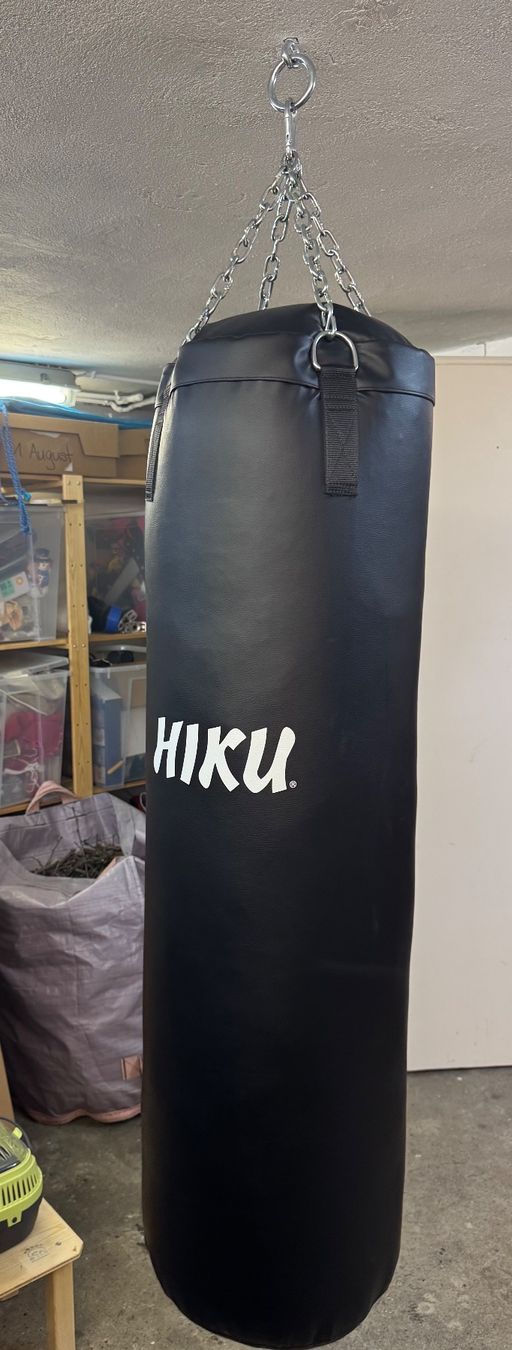 Sacs de frappe: Hiku Boxsack 40kg – D'occasion à Biberist par a_vA 1