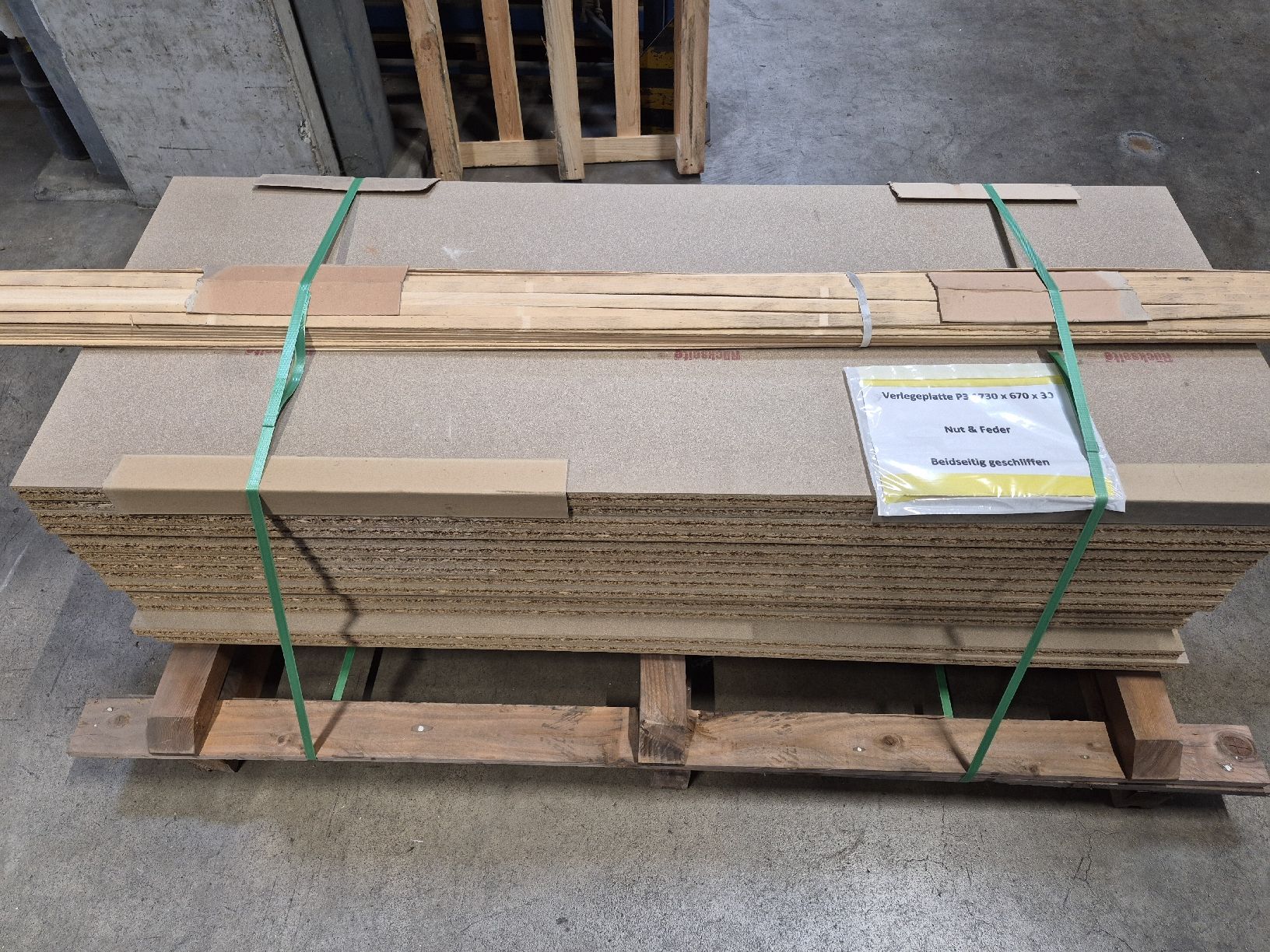 Articoli in legno: Holzplatten – Nuovo (secondo la descrizione) da Teufenthal AG venduto da ChT. 8