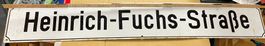 Strassenschild/Heinrich-Fuchs-StrasseAntik
