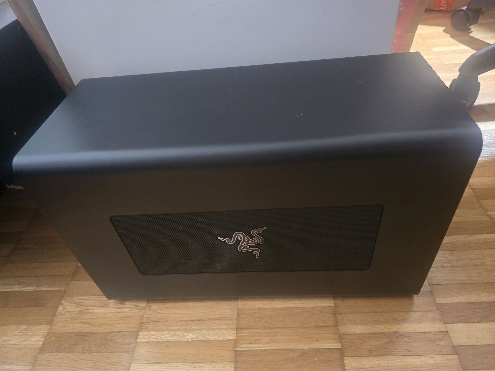 Razer Docking station: Razer Chroma X eGPU – Usato da Dietikon venduto da dasalamo 1