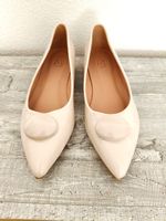 NEUER Ballerina in beige Grösse 41