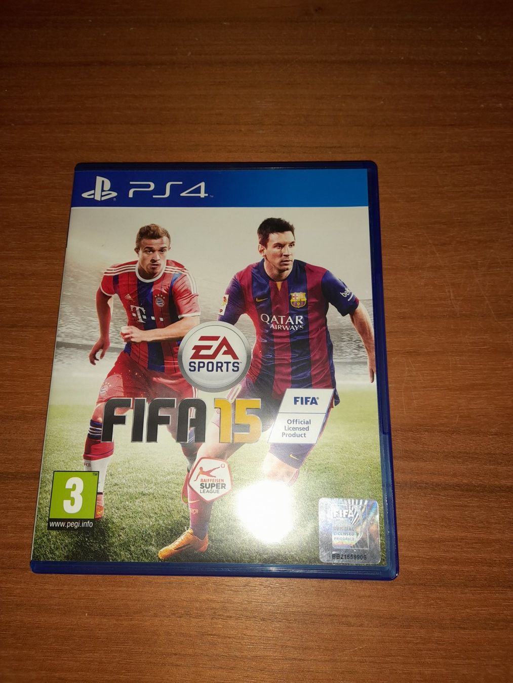 Spiele: Fifa 15 PS4 – Gebraucht aus Cham von vento9