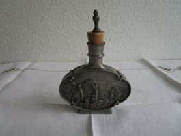 Schnupftabak Flasche aus Zinn, Motive von Carl Spitzweg