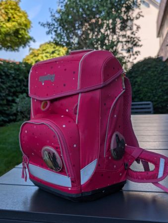 Ergobag cubo Schulthek rosa/pink mit Pferde-Kletties