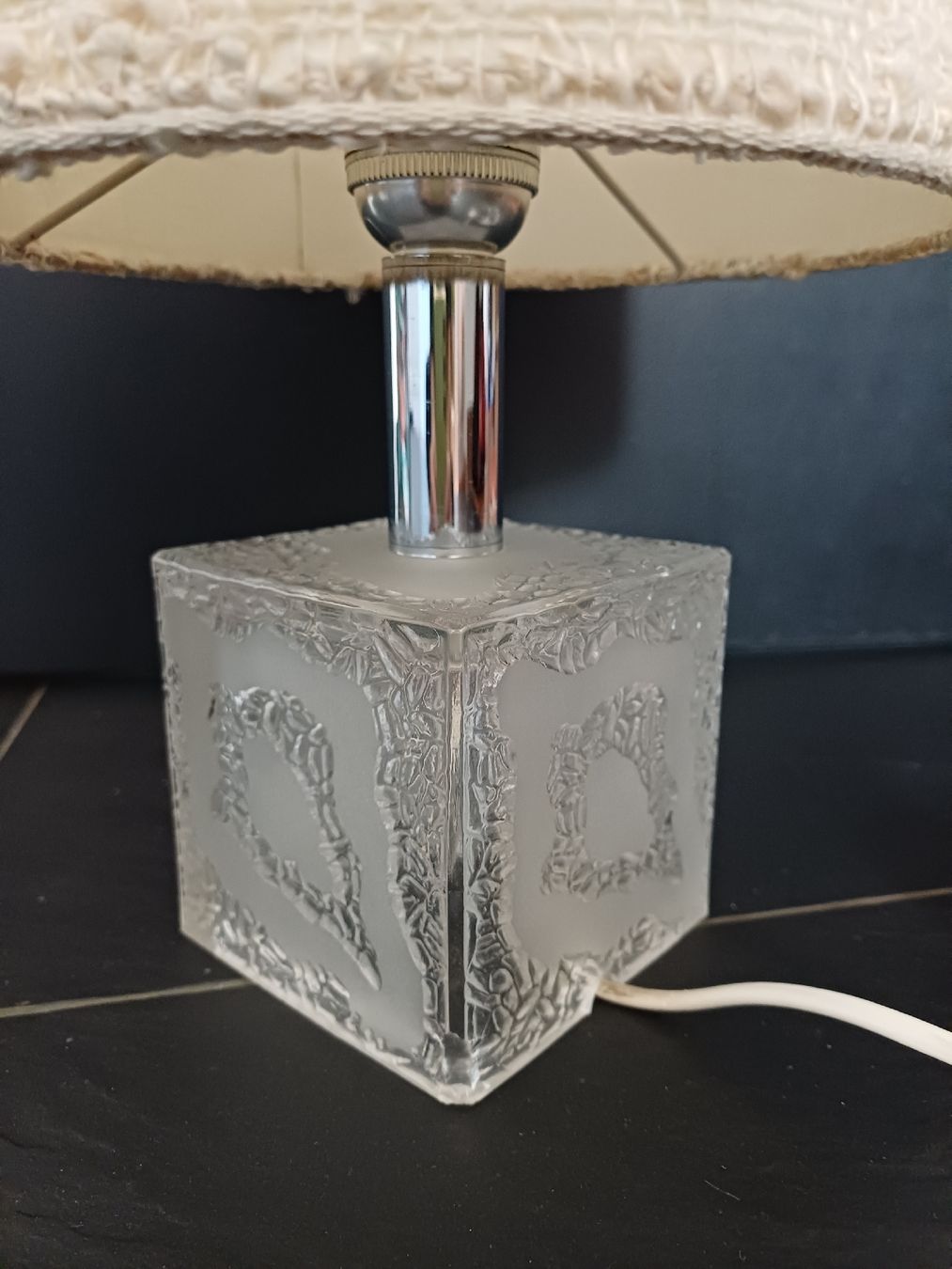 Lampade: Vintage Tischlampe mit Glasfuss – Usato da Niederuzwil venduto da wolkenlos80 2