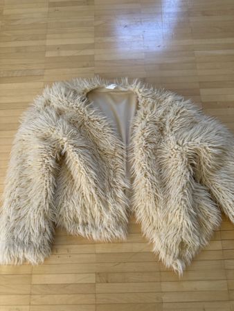 H&M Kunstfelljacke beige Grösse 134/140 guter Zustand