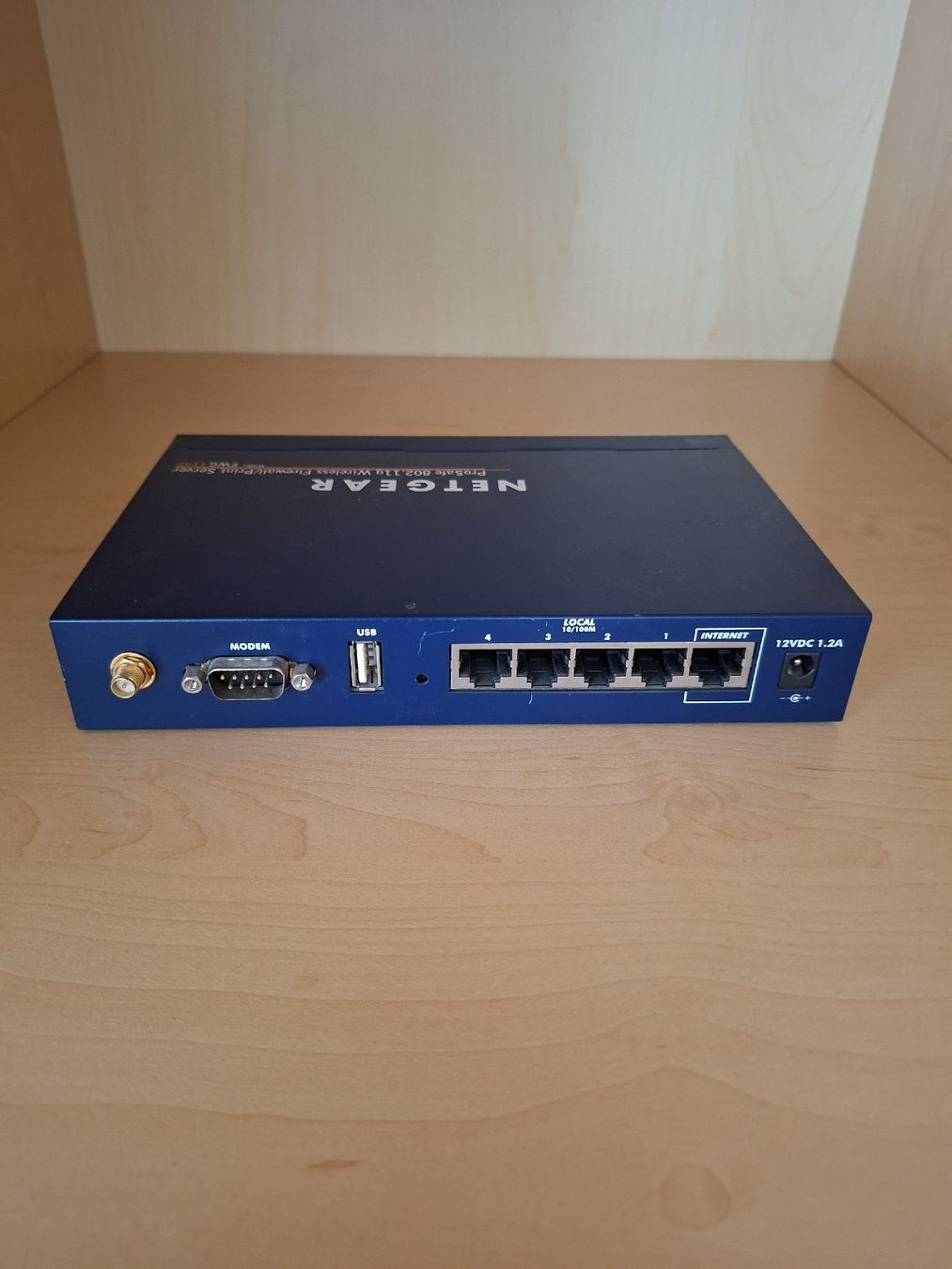 Netgear Firewall: Netgear PtoSafe 802.11g Wireless Firewall / Printserver – Usato da Schaffhausen venduto da AA_GE 1