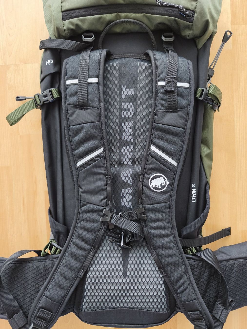 Deuter Zaini: MAMMUT Lithium Rucksack 30 Liter – Nuovo (secondo la descrizione) da Rüti ZH venduto da mome8 5