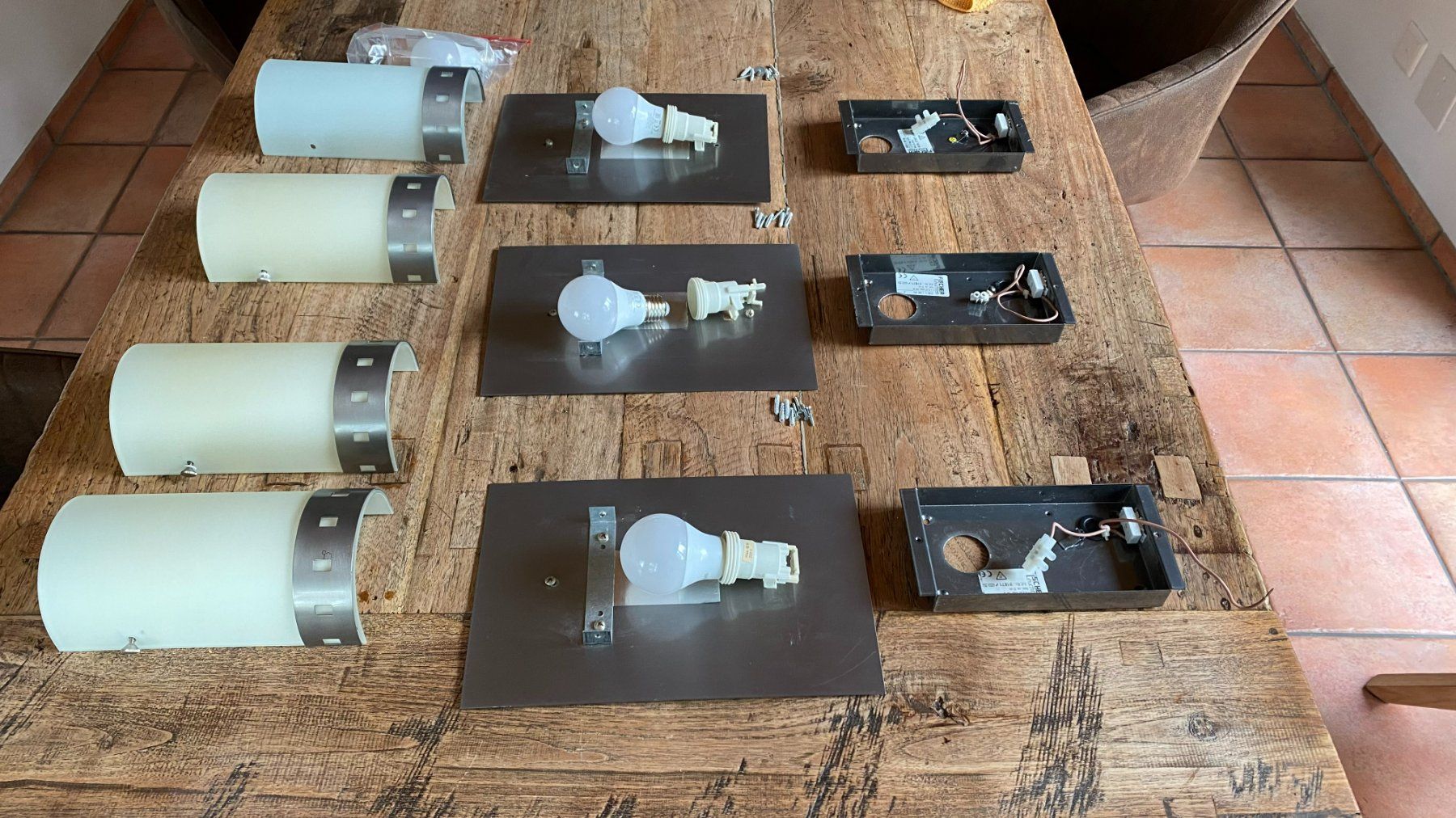 Lampen: Fünf LED Wandlampen Celtic Style – Gebraucht aus Bassersdorf von ABBSULZER 4