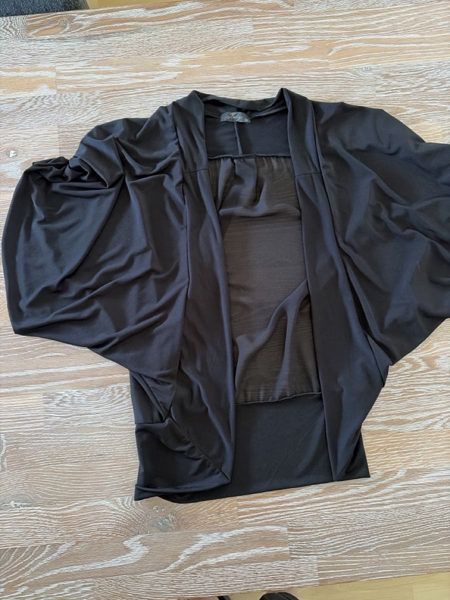 Bolero: Schwarze Damen BoleroGr. M /top Zust – Nuovo (secondo la descrizione) da Schöftland venduto da nevio74