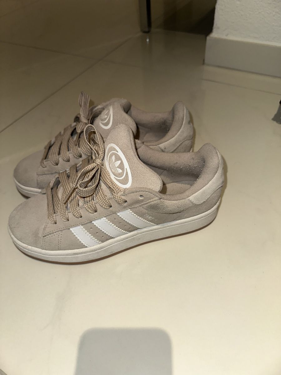 Damenschuhe: Adidas Campus Sneaker beige – Neu (gemäss Beschreibung) aus Zürich von pet_9v8p 2