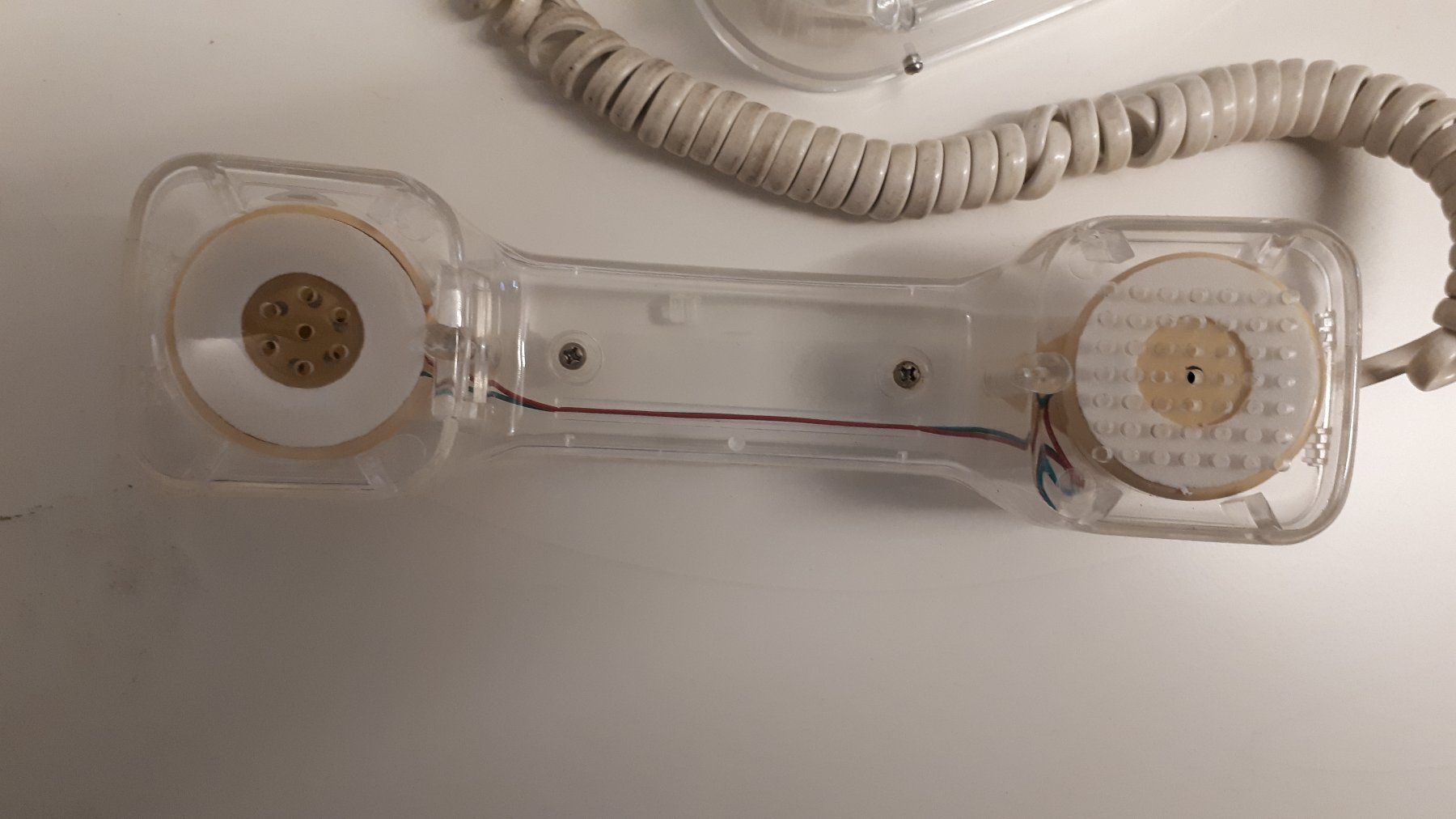 Telefoni: Neon Telefon - Transparent - ein Hingucker! – Usato da Madiswil venduto da 20gls 5