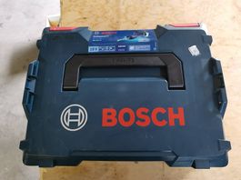 Bosch Akku Säbelsäge inkl 2 Akkus ,Sägeblätter (Stahl) und K