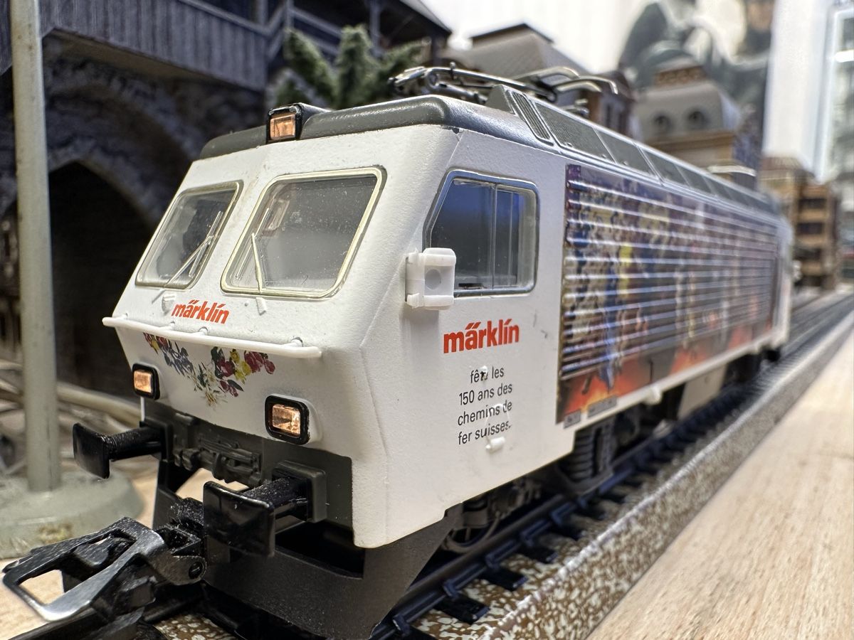 Märklin Modelleisenbahnen: Märklin 37303 SOB Re 446 digital HLA – Gebraucht aus Lupsingen von New-Haven