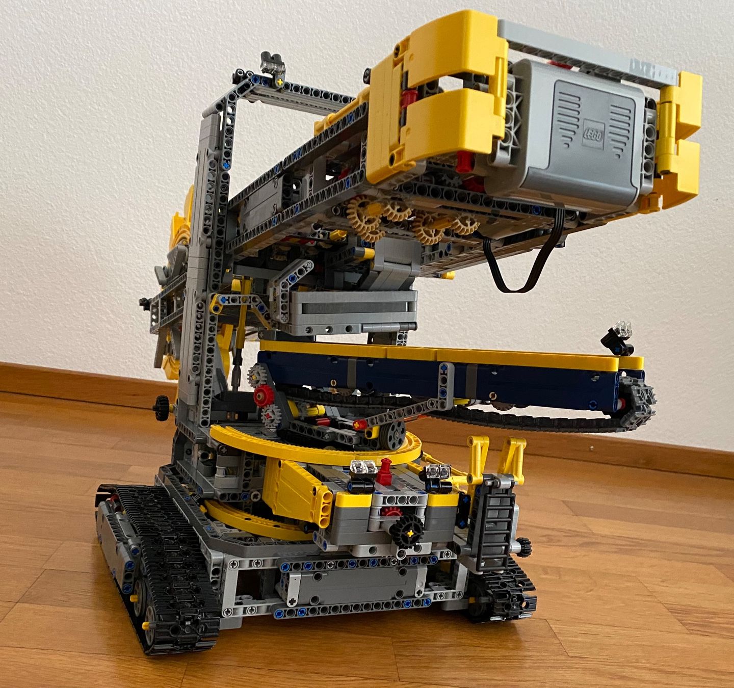 Lego Jouets: LEGO Technic 42055 Schaufelradbagger Excavator kpl. – D'occasion à Arlesheim par srulee 6