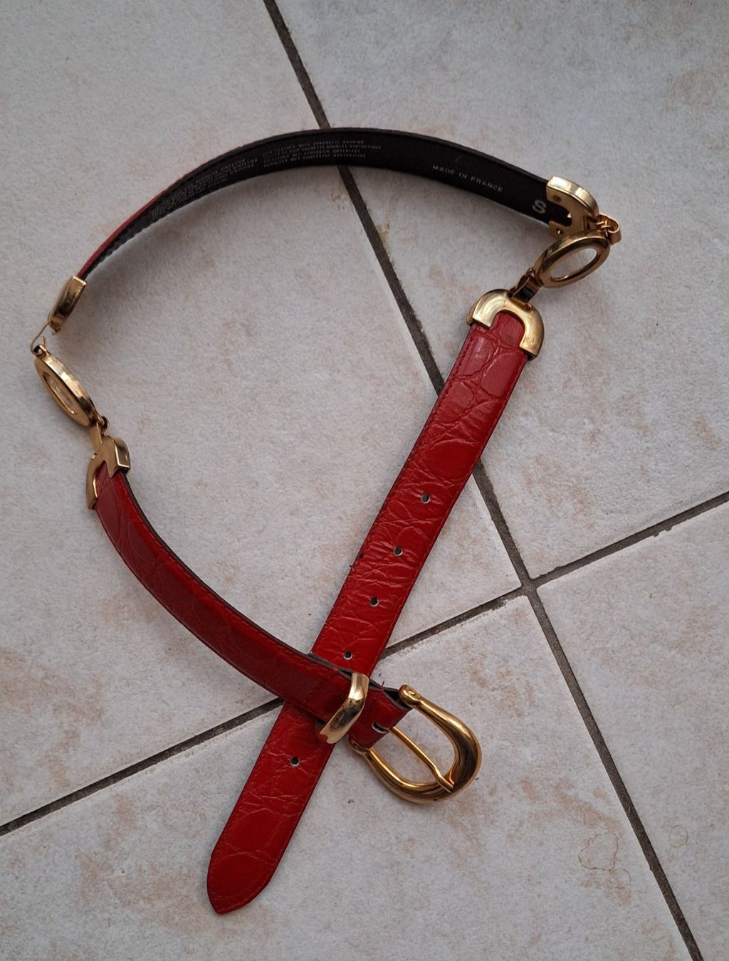 Cinture: Ceinture rouge Vintage 80cm – Usato da St-Triphon venduto da Jldr0 3