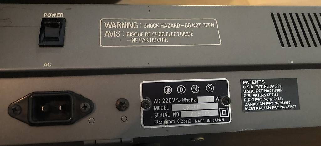 Roland Strumenti musicali: Roland JX-8P + PG800 – Usato da Lausanne venduto da duvy 3