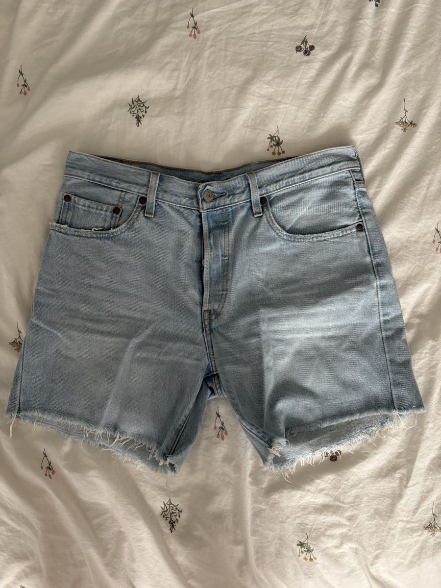 Levi's Jeans: Levis shorts – Gebraucht aus Unterägeri von jmo_m9n6 1