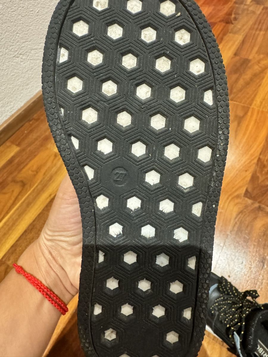 Friboo Scarpe per ragazzi: Kinderschuhe Gr. 27 – Usato da Adliswil venduto da Marylu001 3