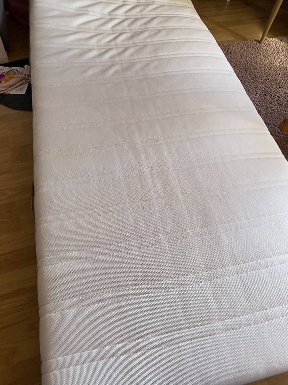 Ikea Reti a doghe: Matraze und Lattenrost – Usato da Steinhausen venduto da mar_z89q 2